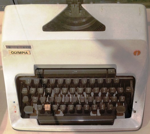 ビルマ文字タイプライター