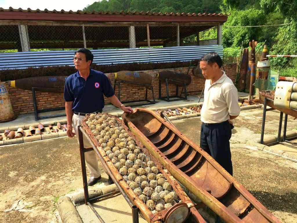 ラオスは国土の3割以上に不発弾が埋まっている 完全撤去に200年も Ganas 途上国 国際協力に特化したnpoメディア