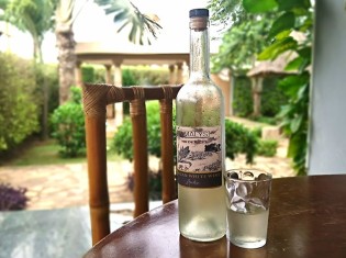 ベナン唯一のトウモロコシ酒を作る女性がいた 3年経って利益出ずとも 人気はきっと出る Ganas 途上国 国際協力に特化したnpoメディア