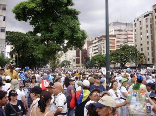 ベネズエラで起きた反政府デモのようす（David Peterson/Pixabay）