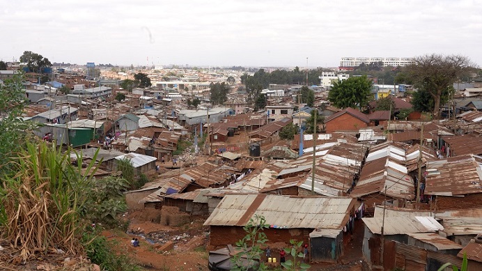 ナイロビの発展に取り残されるキベラスラム（撮影：笹田健史）