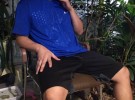 チェンマイで働く人権弁護士のビー。不当に起訴・拘束された活動家の弁護をする。「不敬罪は恣意的に使われている」と批判する